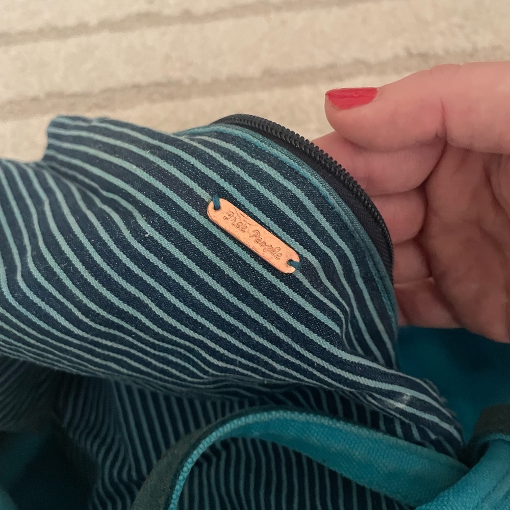Free People Tote Beach Bag in Blue - Picture 3 of 3